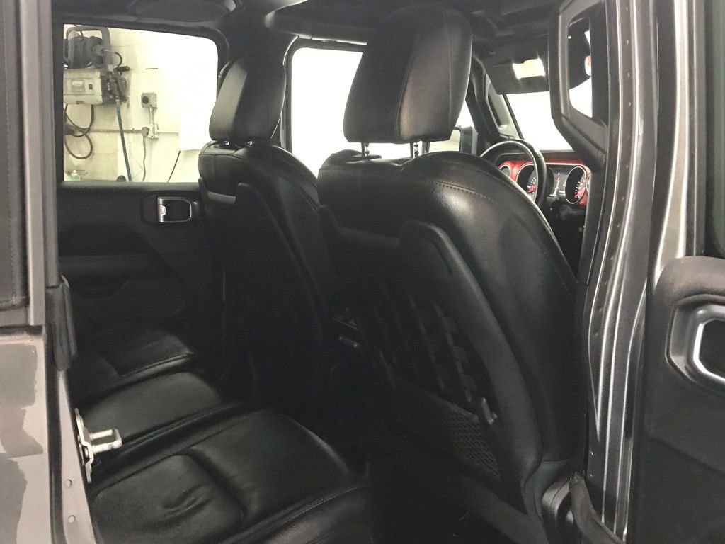 Used 2021 Jeep Gladiator Rubicon image 32