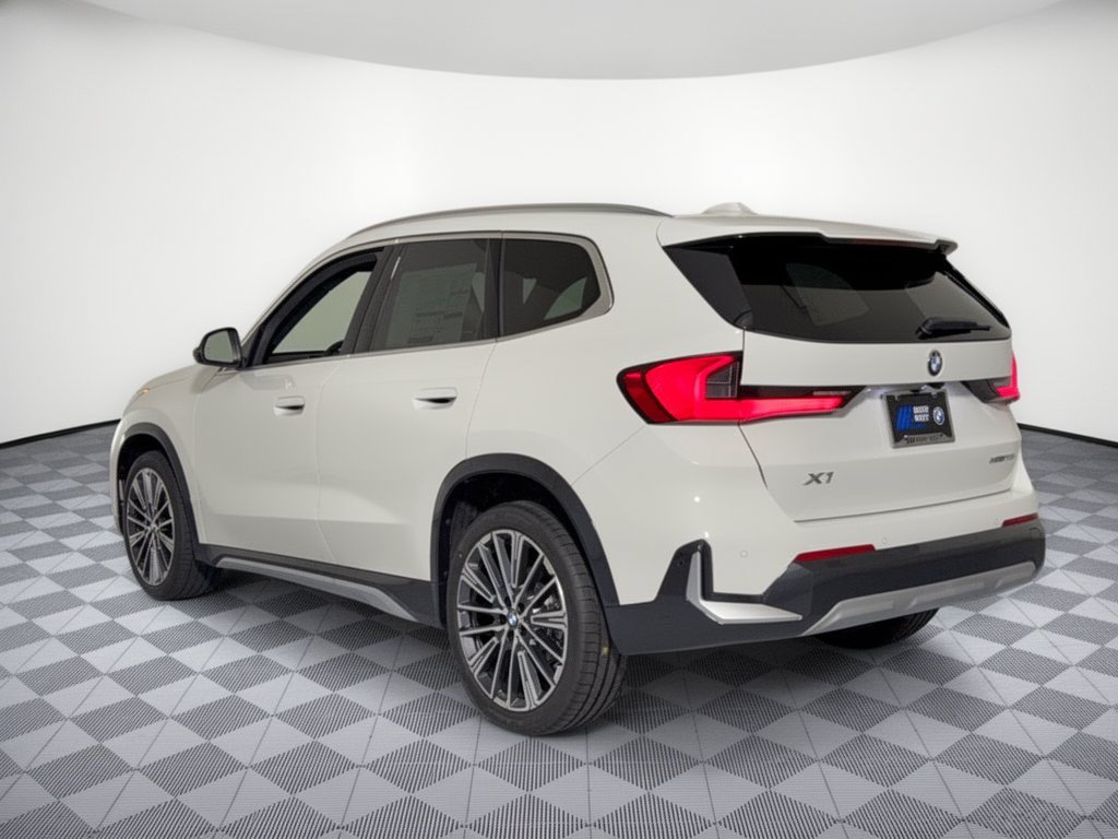 New 2026 BMW X1 xDrive28i w/ Convenience Package AWD/4WD image 3