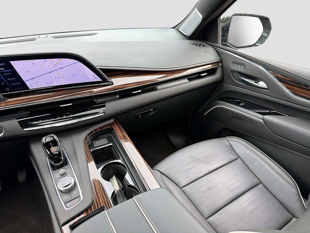 Certified 2023 Cadillac Escalade Premium Luxury w/ Performance Package AWD/4WD image 27