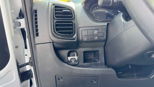 Used 2025 RAM ProMaster 2500 w/ U-Haul Equipment Group FWD image 16