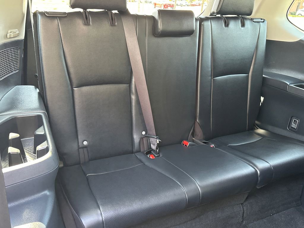 Used 2025 Toyota Grand Highlander XLE image 16