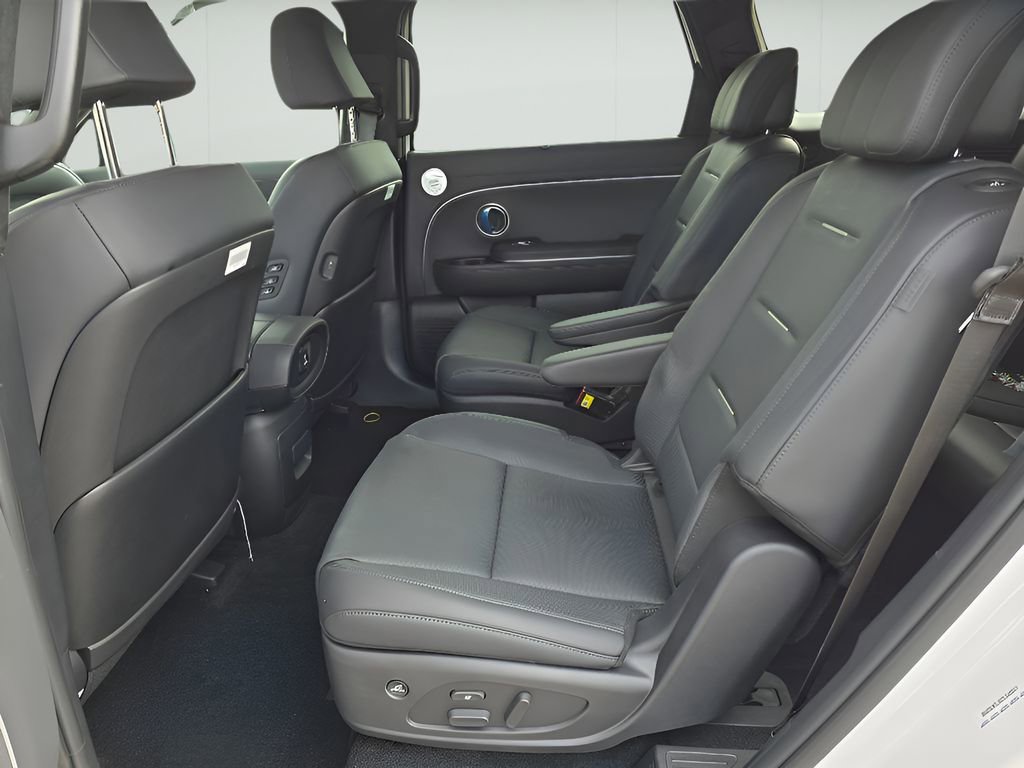 Used 2026 Hyundai Palisade Calligraphy image 14