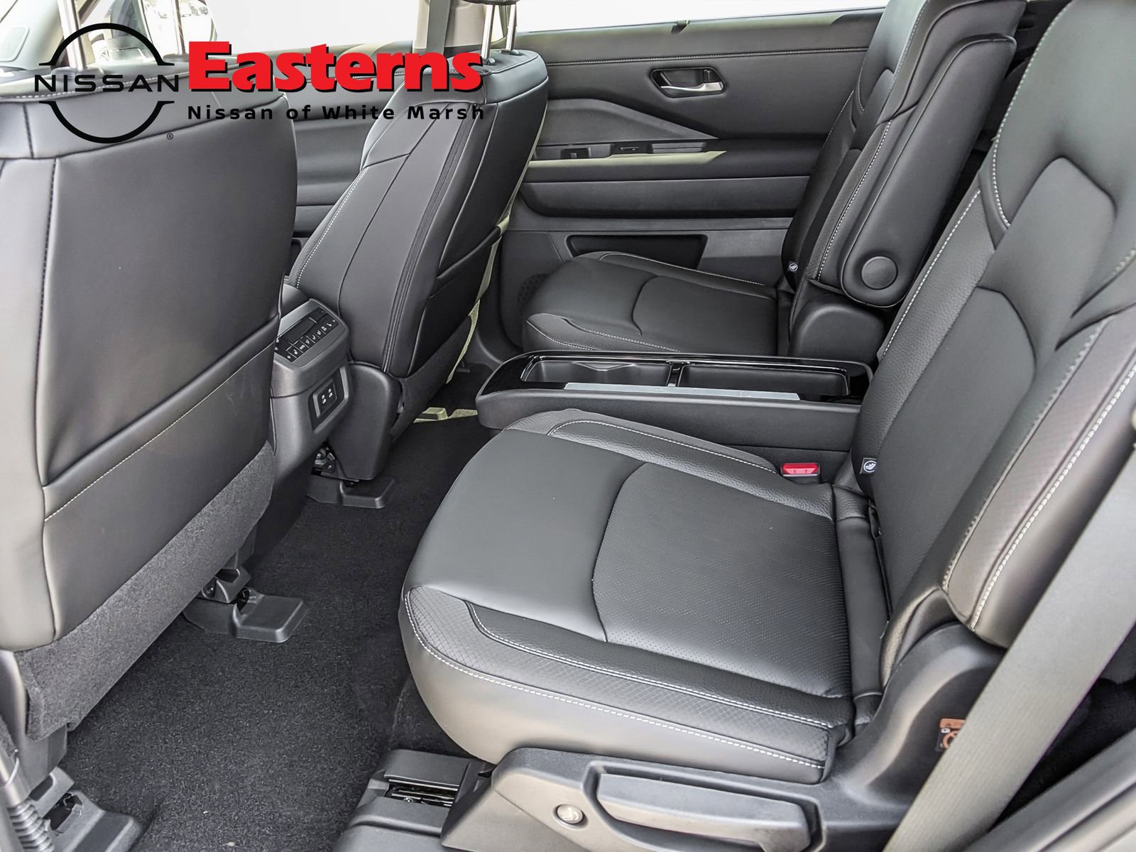 New 2026 Nissan Pathfinder SL w/ SL Premium Package AWD/4WD image 21
