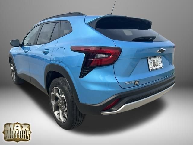 Used 2026 Chevrolet Trax LT w/ Driver Confidence Package FWD image 6