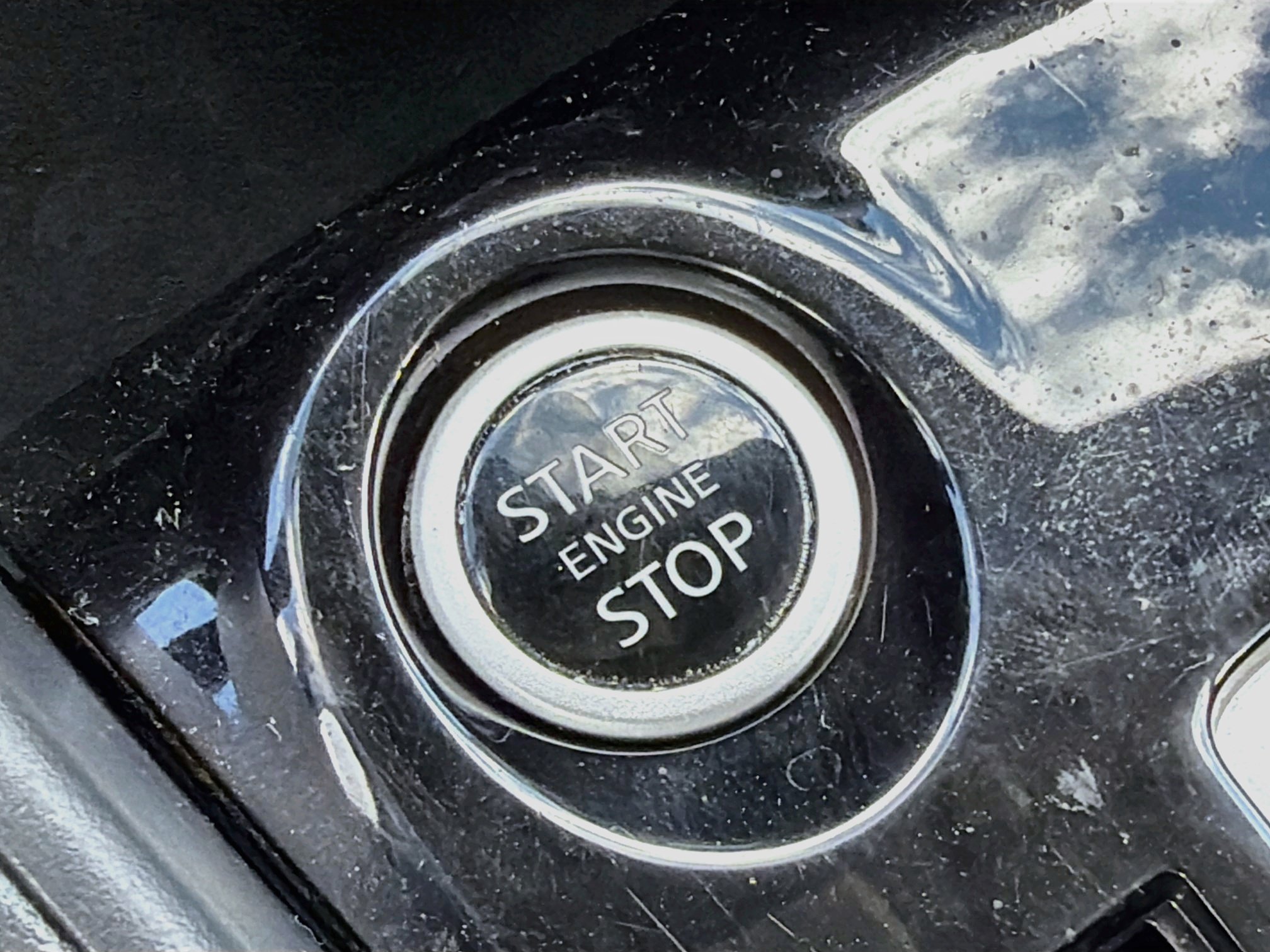 Used 2021 Nissan Kicks S FWD image 33