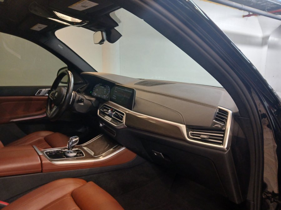 Used 2023 BMW X5 M50i w/ Executive Package AWD/4WD image 32