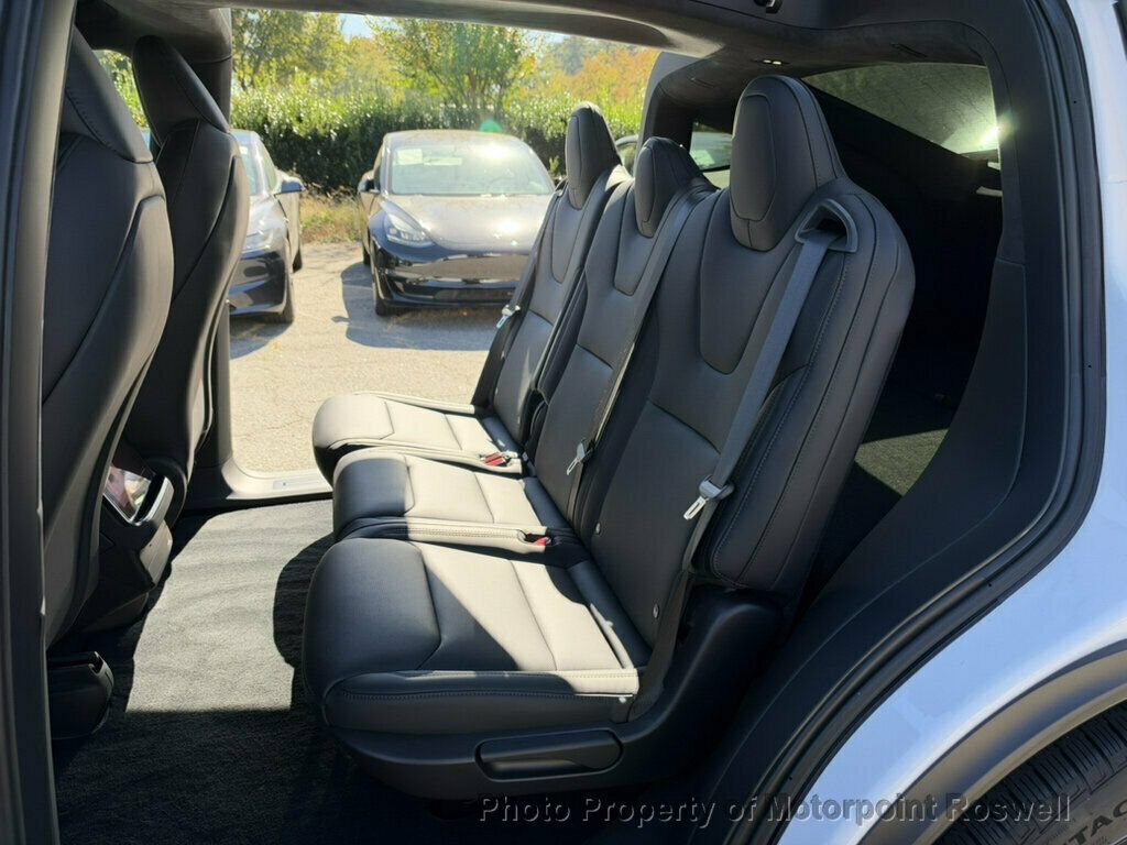 Used 2026 Tesla Model X AWD/4WD image 24