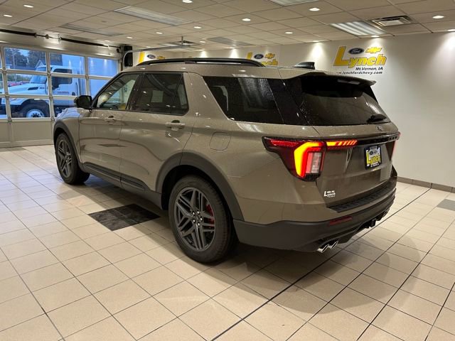 New 2026 Ford Explorer ST image 24