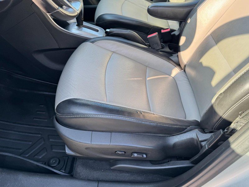 Used 2015 Chevrolet Trax LTZ image 15