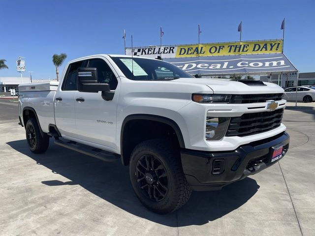 Used 2025 Chevrolet Silverado 2500 Custom AWD/4WD image 2