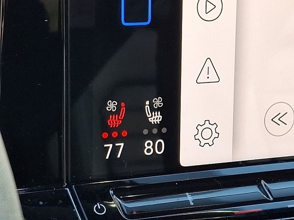 Used 2024 Volkswagen Atlas Cross Sport SEL R-Line image 19