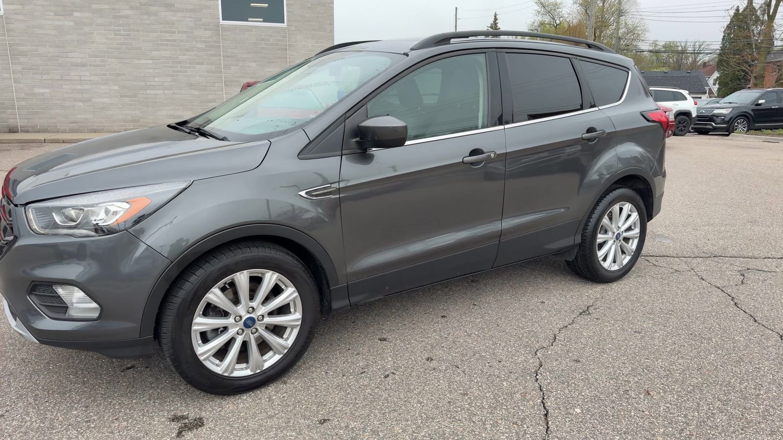 Used 2019 Ford Escape SEL AWD/4WD image 5