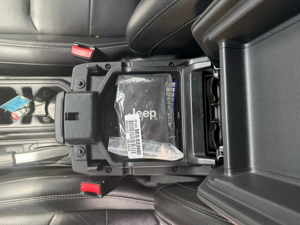 Used 2022 Jeep Wrangler Unlimited Sahara w/ LED Lighting Group image 41