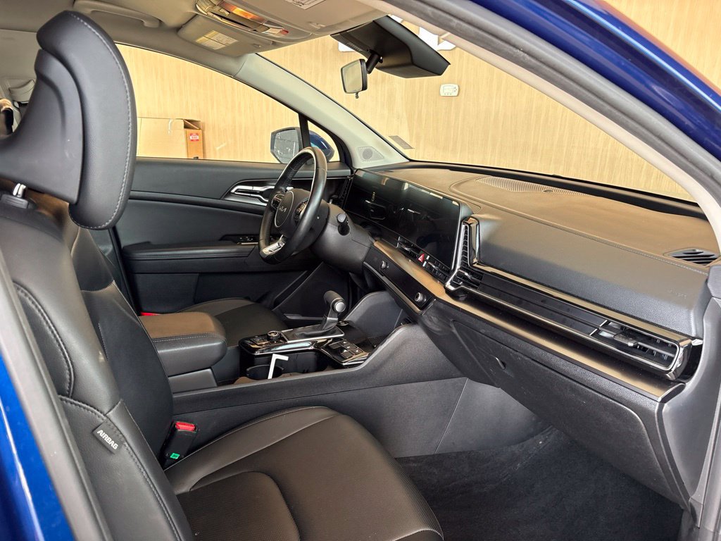 Certified 2023 Kia Sportage EX AWD/4WD image 24