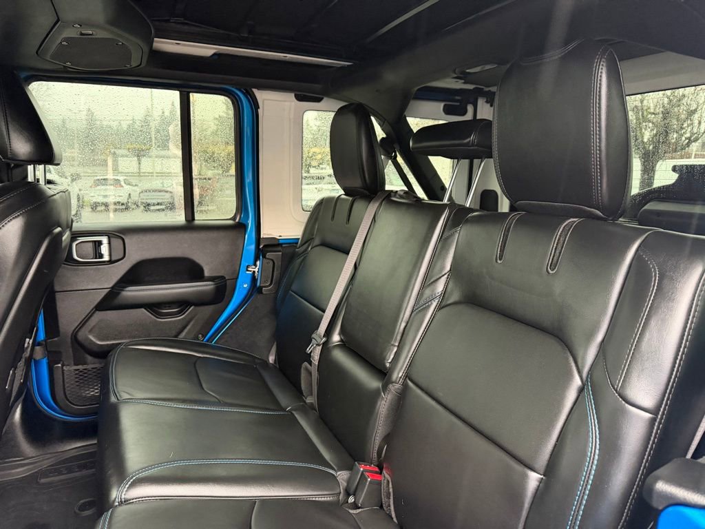 Used 2024 Jeep Wrangler Unlimited Rubicon 4xe image 30