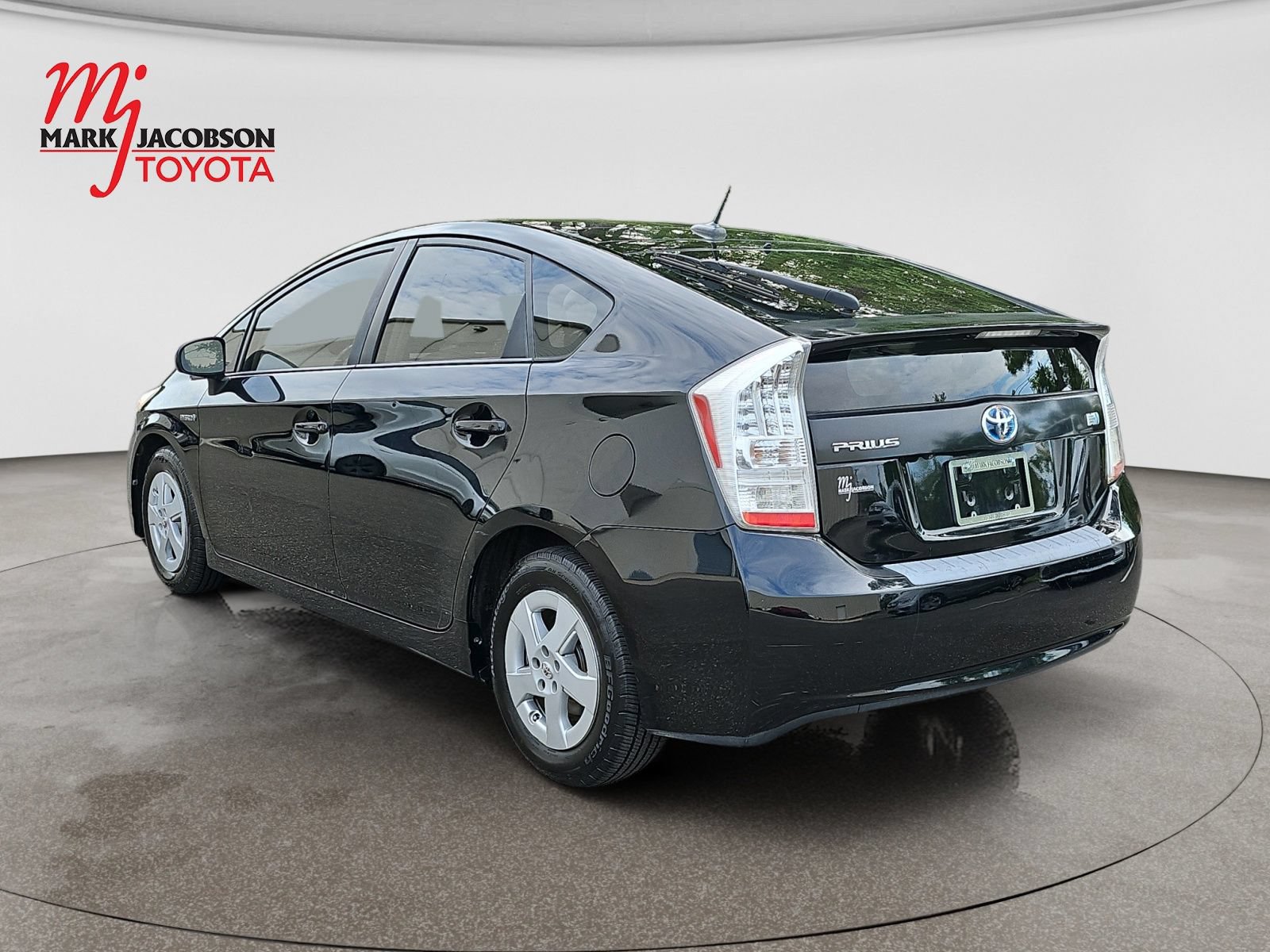 Used 2010 Toyota Prius Four w/ Solar Roof Pkg FWD image 12
