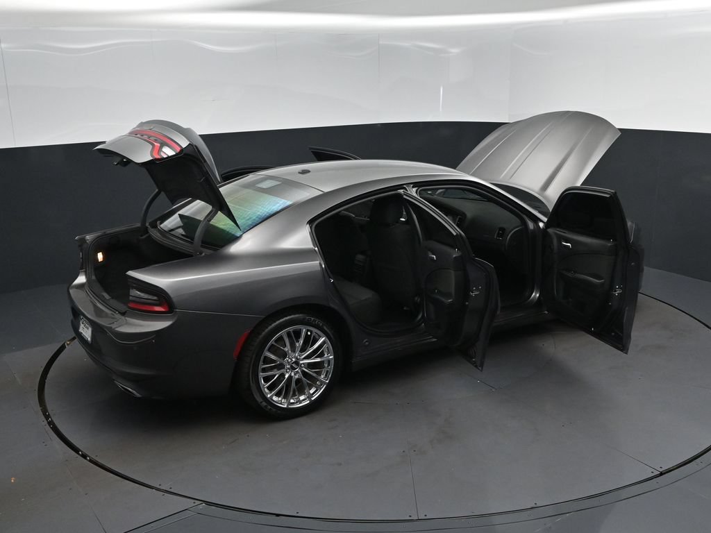 Used 2020 Dodge Charger SXT w/ Blacktop Package RWD image 49