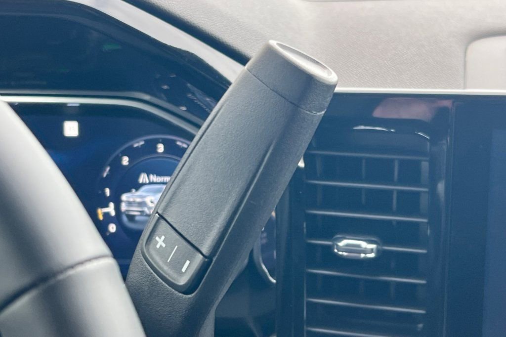 New 2026 Chevrolet Silverado 2500 LT image 18