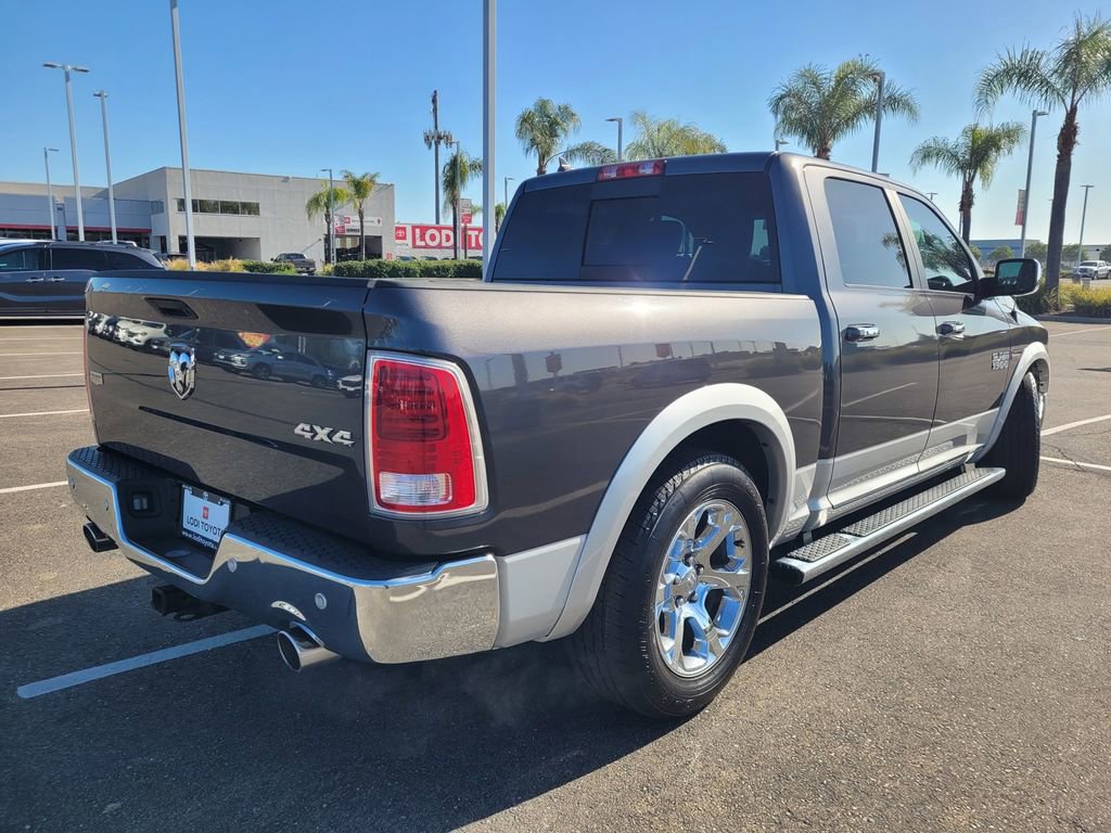 Used 2017 RAM 1500 Laramie w/ Convenience Group AWD/4WD image 4
