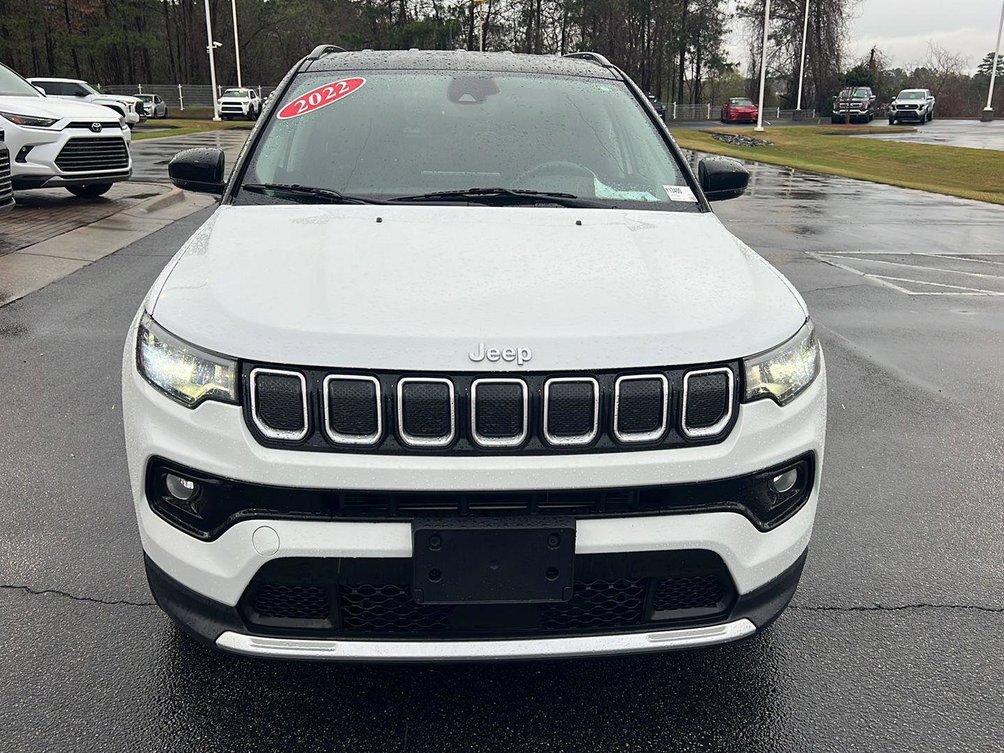 Used 2022 Jeep Compass Limited image 9