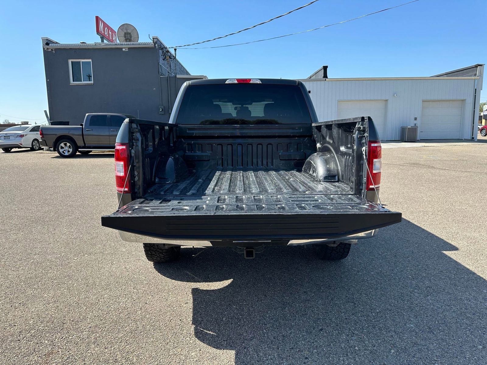 Used 2020 Ford F150 XLT w/ Equipment Group 302A Luxury image 8