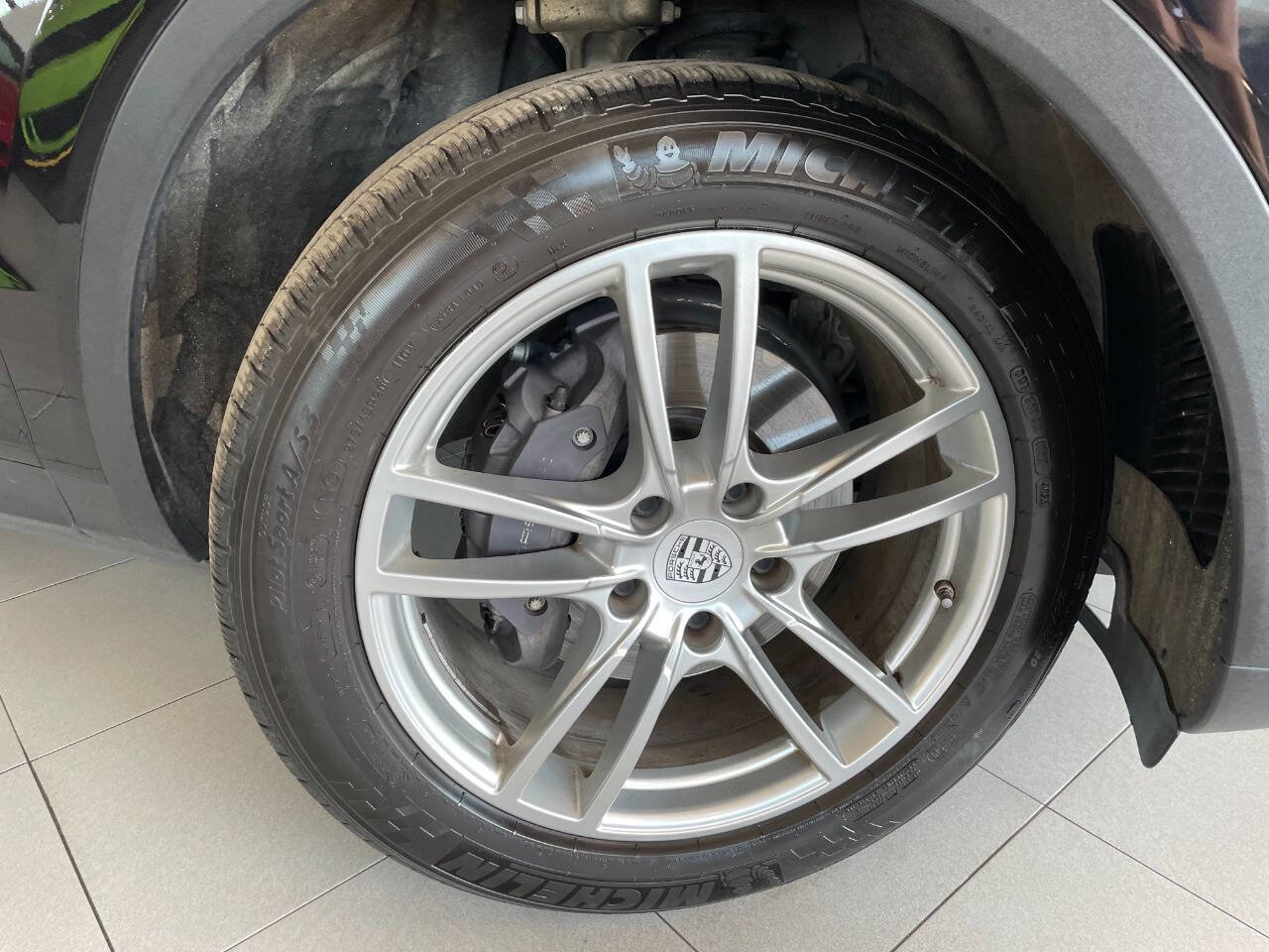 Used 2019 Porsche Cayenne image 11