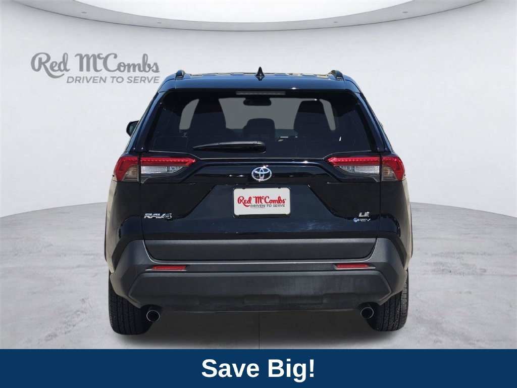 Used 2025 Toyota RAV4 LE AWD/4WD image 4