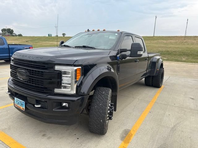 Used 2019 Ford F450 Platinum w/ Platinum Ultimate Package AWD/4WD image 23