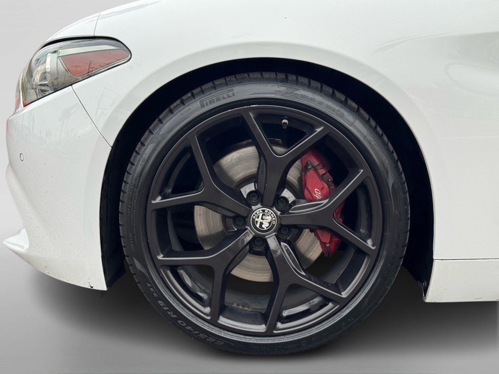 Used 2019 Alfa Romeo Giulia nero edizione w/ Nero Edizione image 10