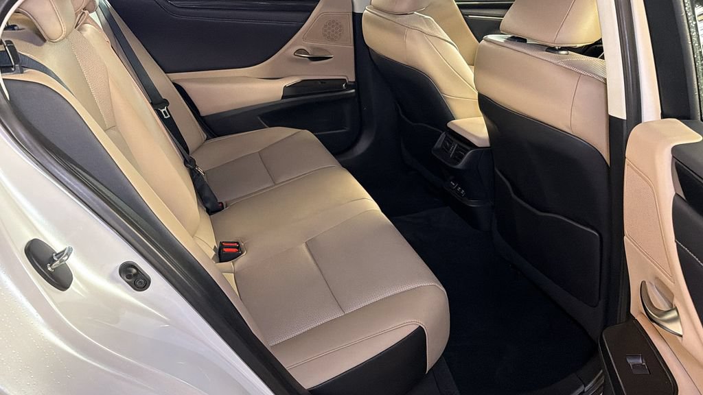 Certified 2021 Lexus ES 250 w/ Accessory Package 2 AWD/4WD image 13