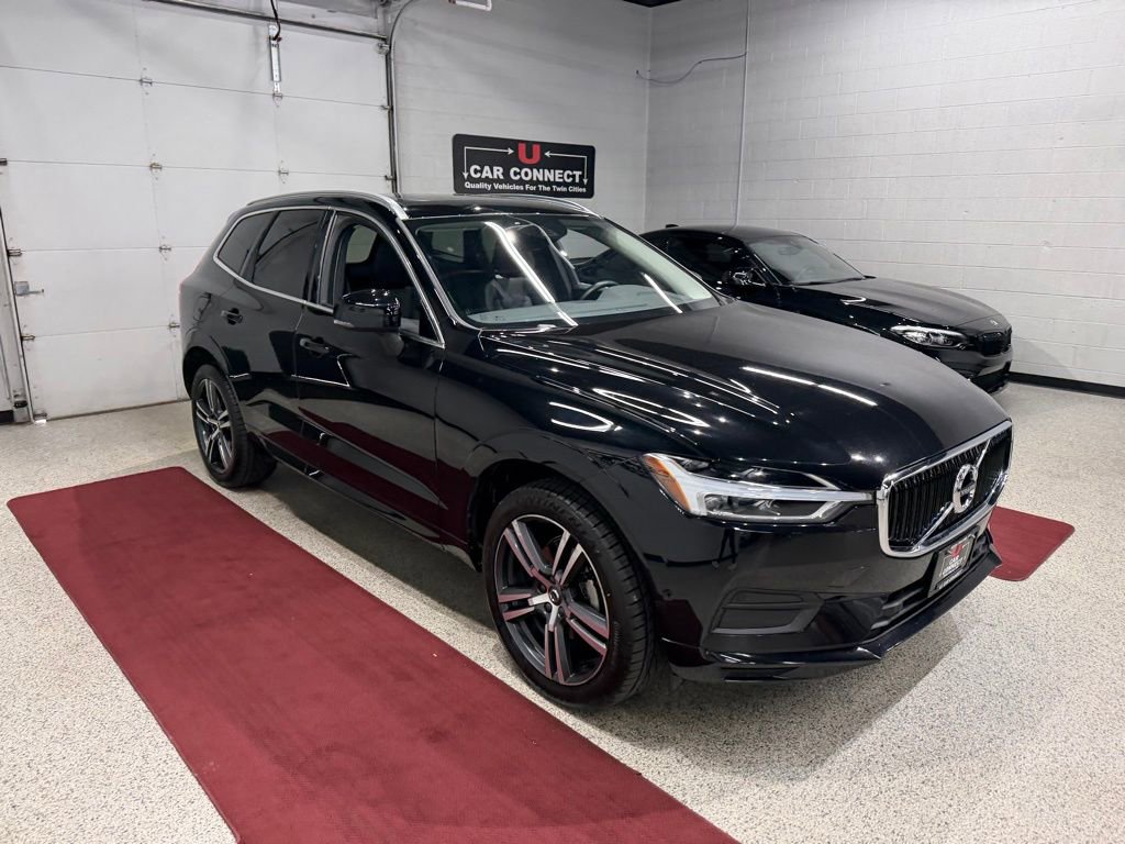 Used 2019 Volvo XC60 T5 Momentum w/ Multimedia Package AWD/4WD image 9