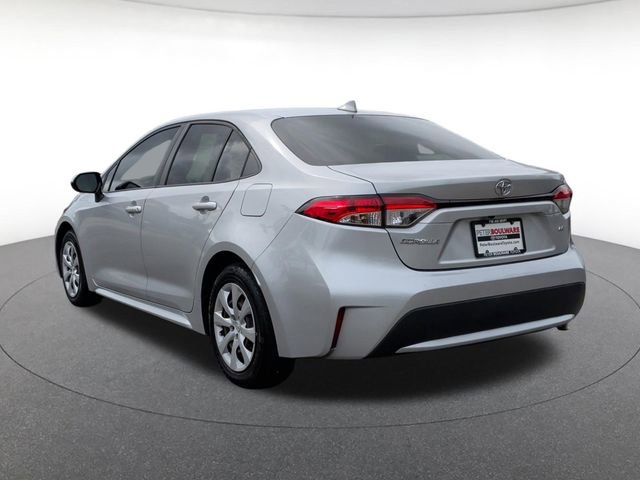 Used 2020 Toyota Corolla LE FWD image 3