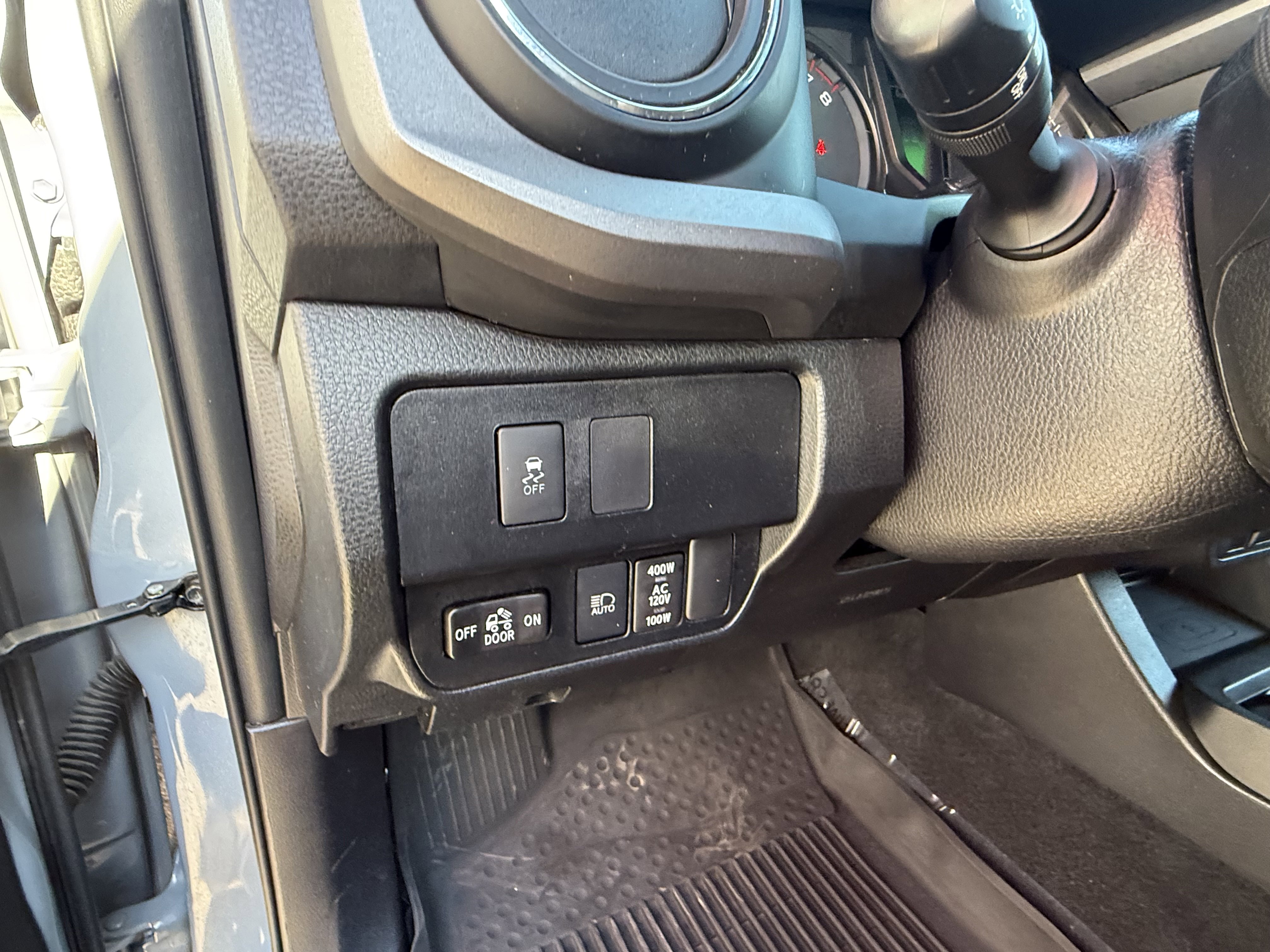 Certified 2021 Toyota Tacoma TRD Off-Road image 24