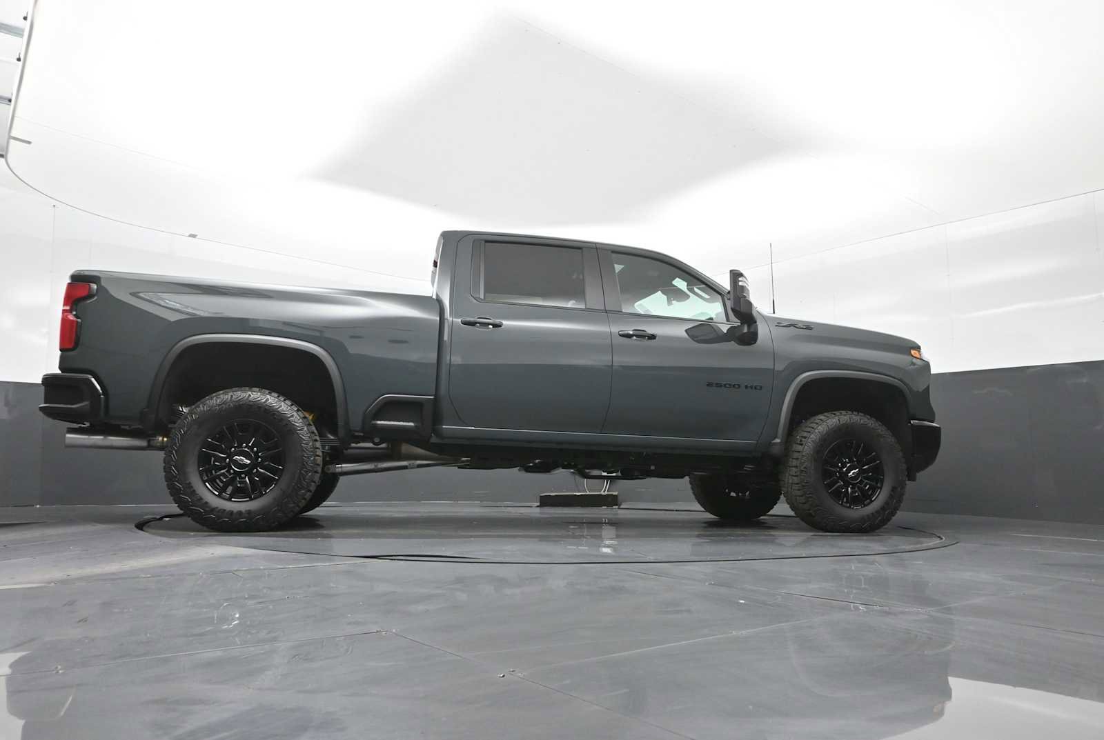 New 2026 Chevrolet Silverado 2500 ZR2 image 25