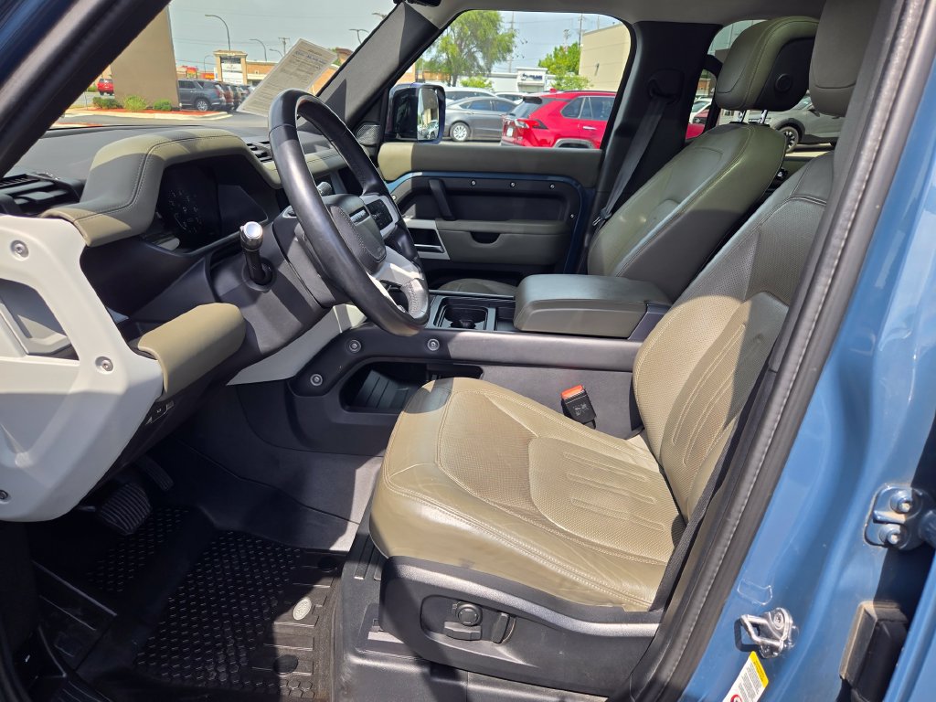 Used 2020 Land Rover Defender 110 HSE AWD/4WD image 30