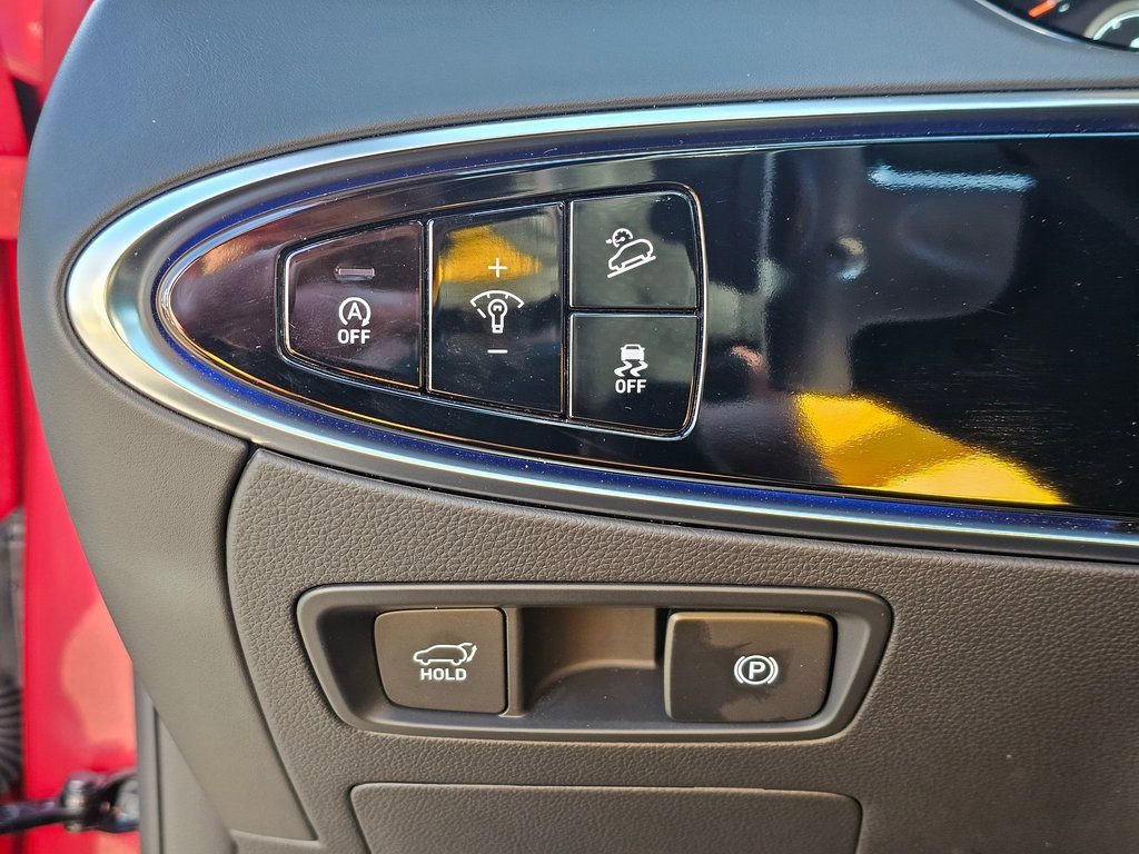 Used 2025 Genesis GV70 3.5T Sport w/ Sport Advanced Package image 34