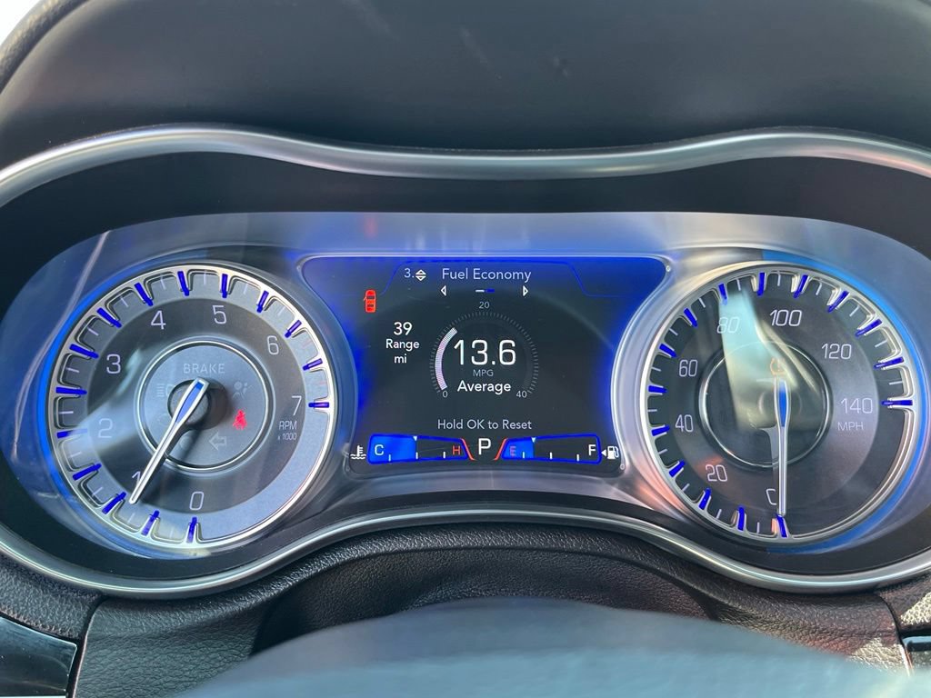 Used 2021 Chrysler 300 S RWD image 18