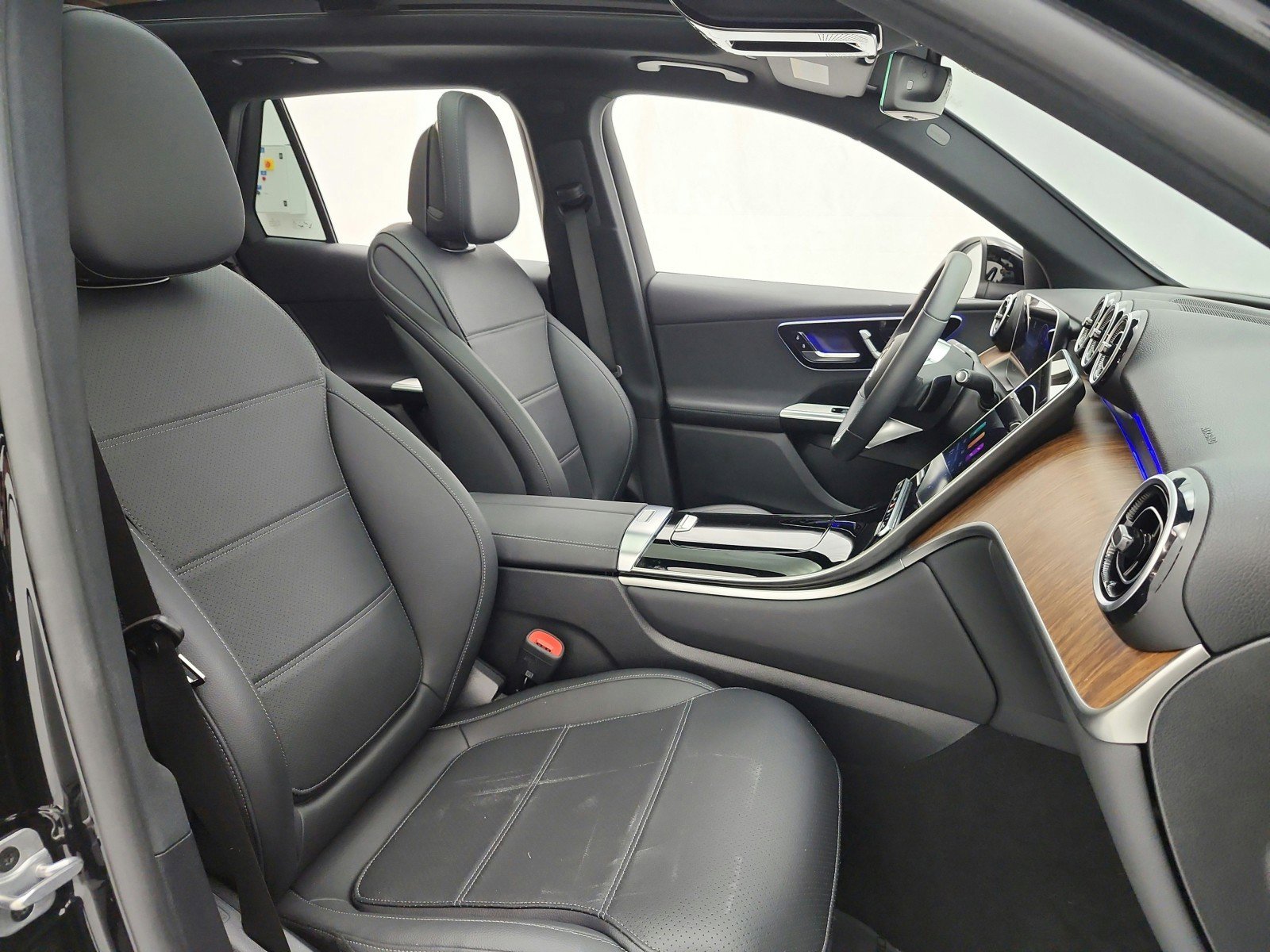 Certified 2025 Mercedes-Benz GLC 300 image 13