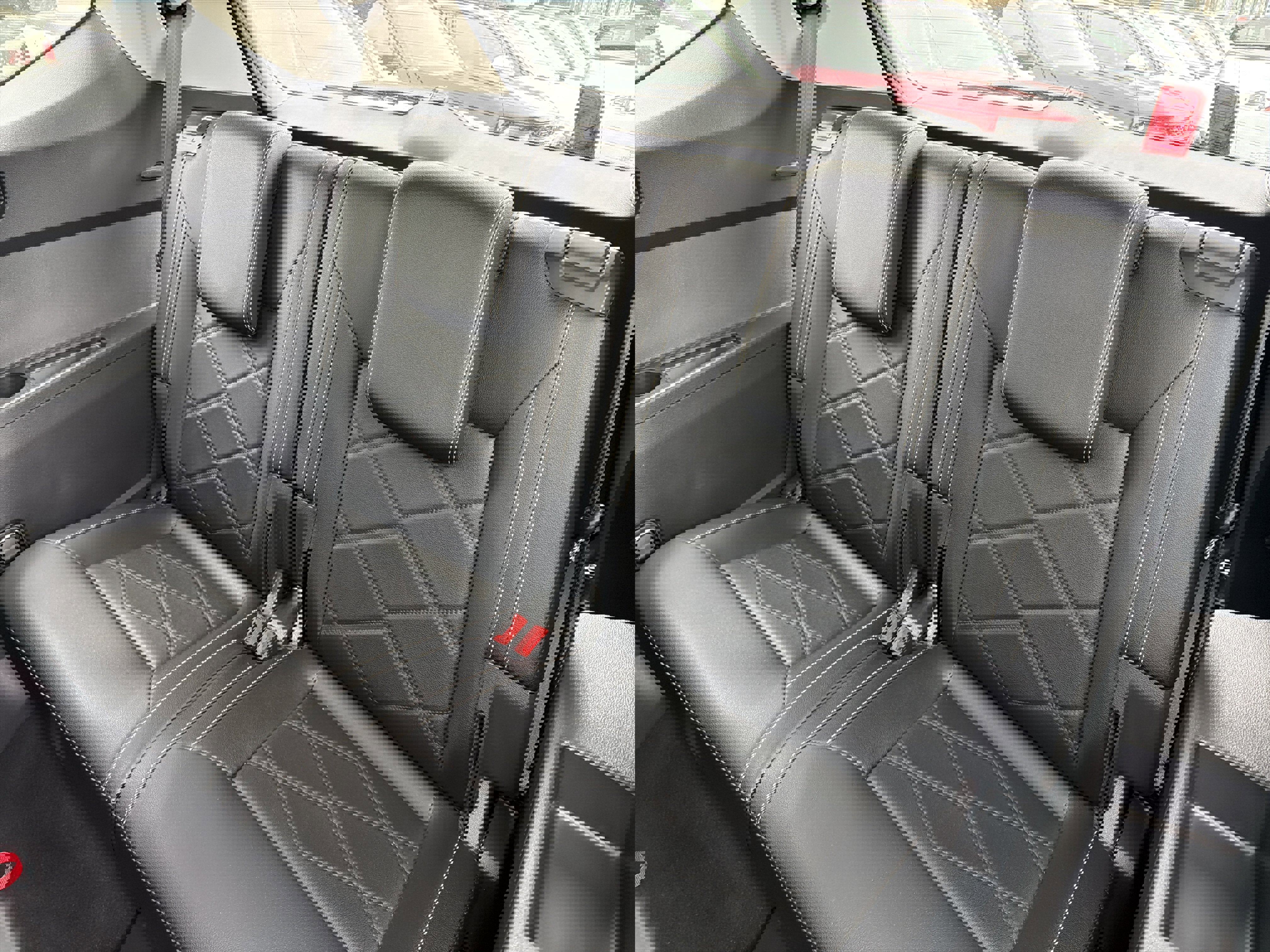 Used 2025 Volkswagen Atlas SE w/ Panoramic Sunroof Package image 26