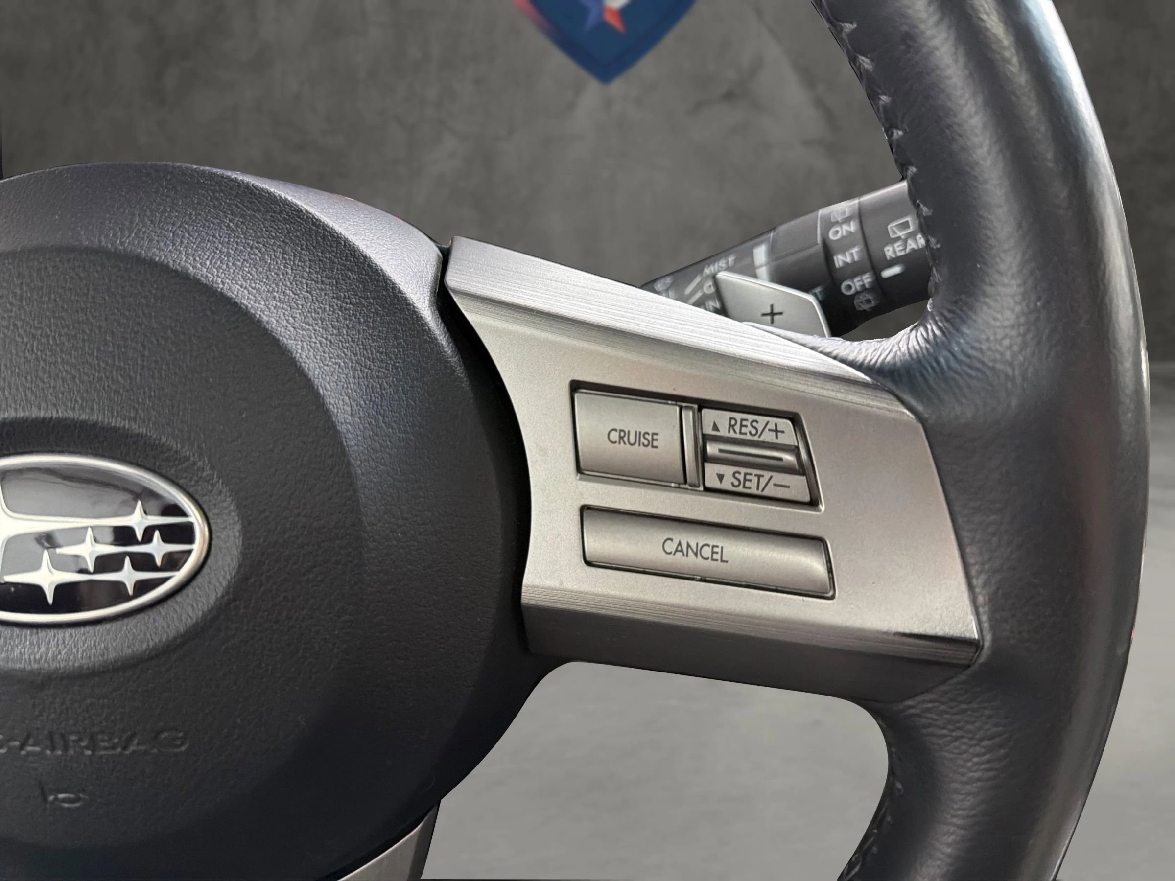 Used 2011 Subaru Outback 2.5i Limited AWD/4WD image 24