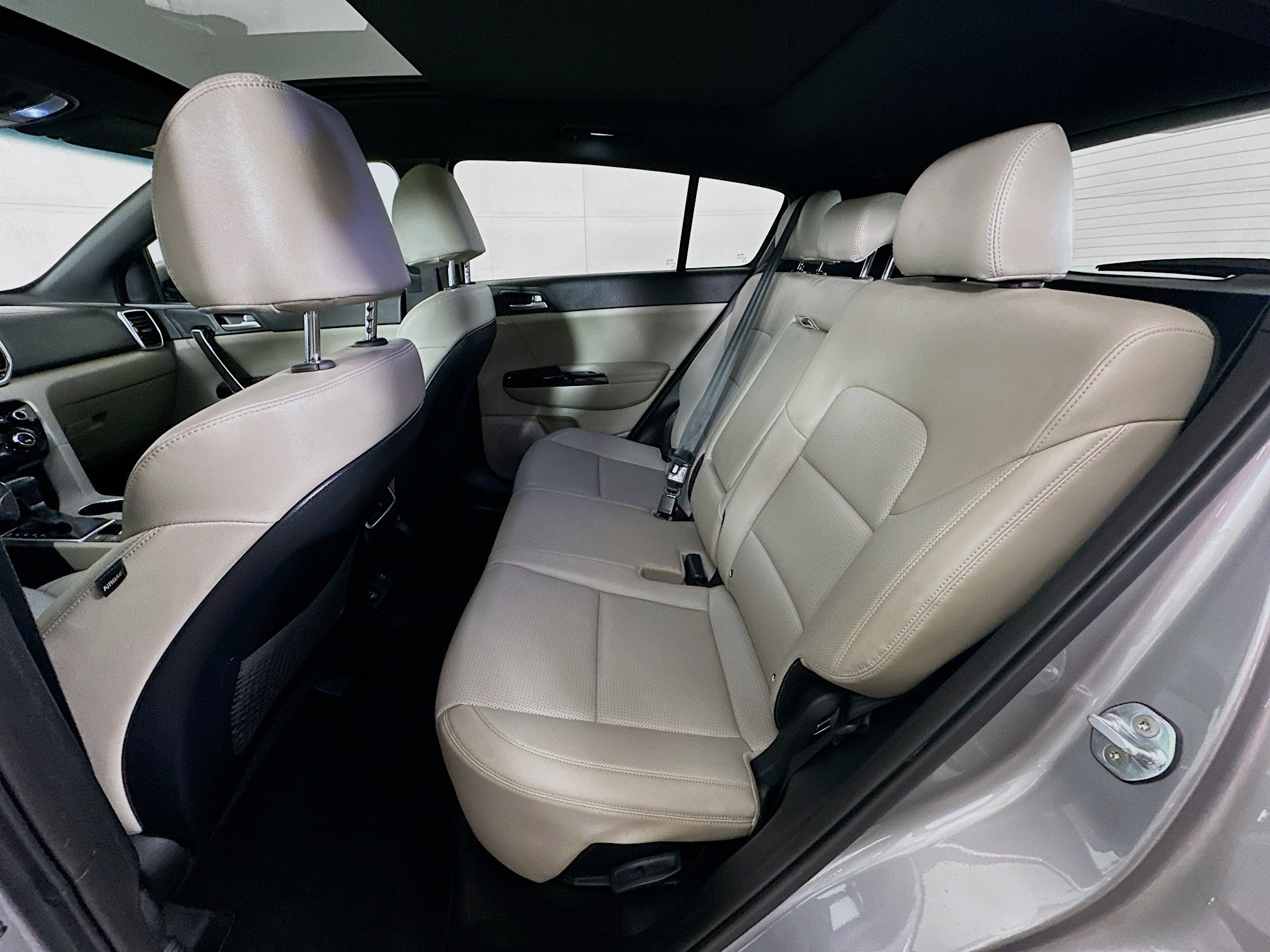 Used 2022 Kia Sportage Nightfall Edition w/ Nightfall Fwd Premium Package image 28