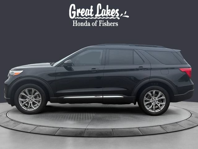 Used 2020 Ford Explorer XLT w/ Equipment Group 202A AWD/4WD image 2