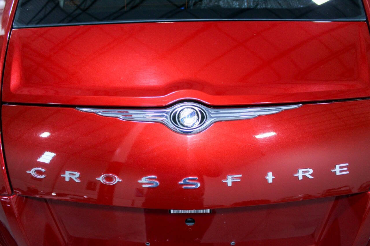 Used 2005 Chrysler Crossfire Limited image 19