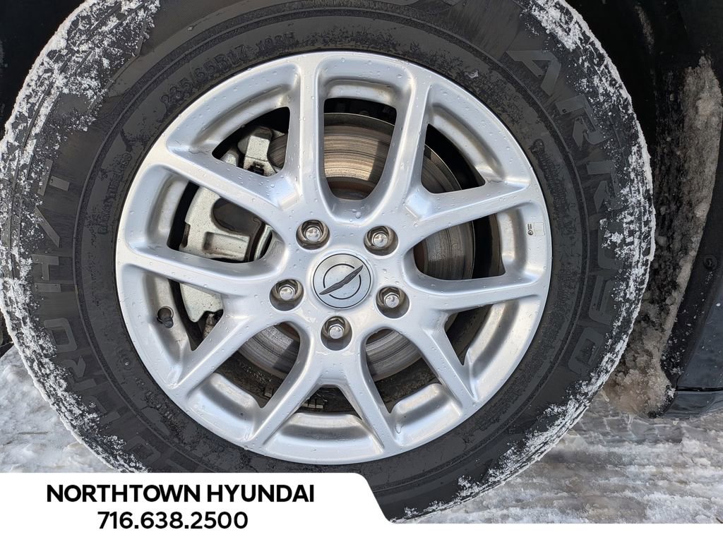 Used 2024 Chrysler Pacifica Touring-L image 42