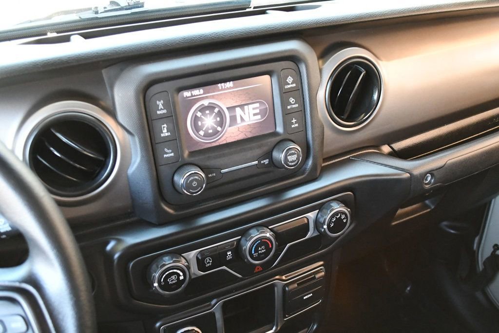 Used 2020 Jeep Gladiator Sport w/ Trailer Tow Package image 53