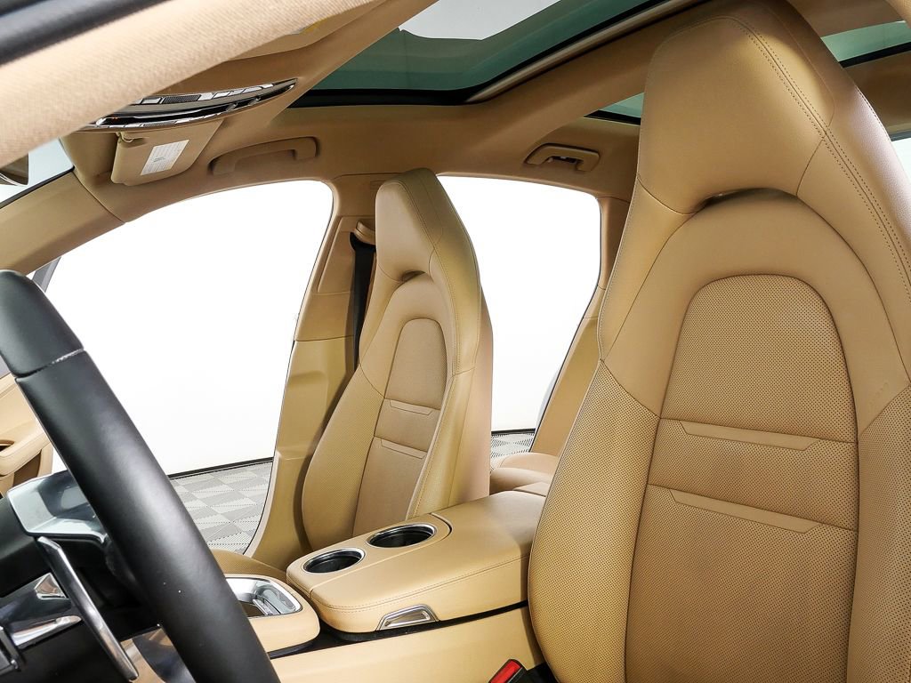 Certified 2019 Porsche Panamera 4 AWD/4WD image 7