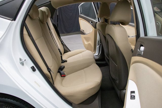 Used 2014 Hyundai Accent GLS image 17