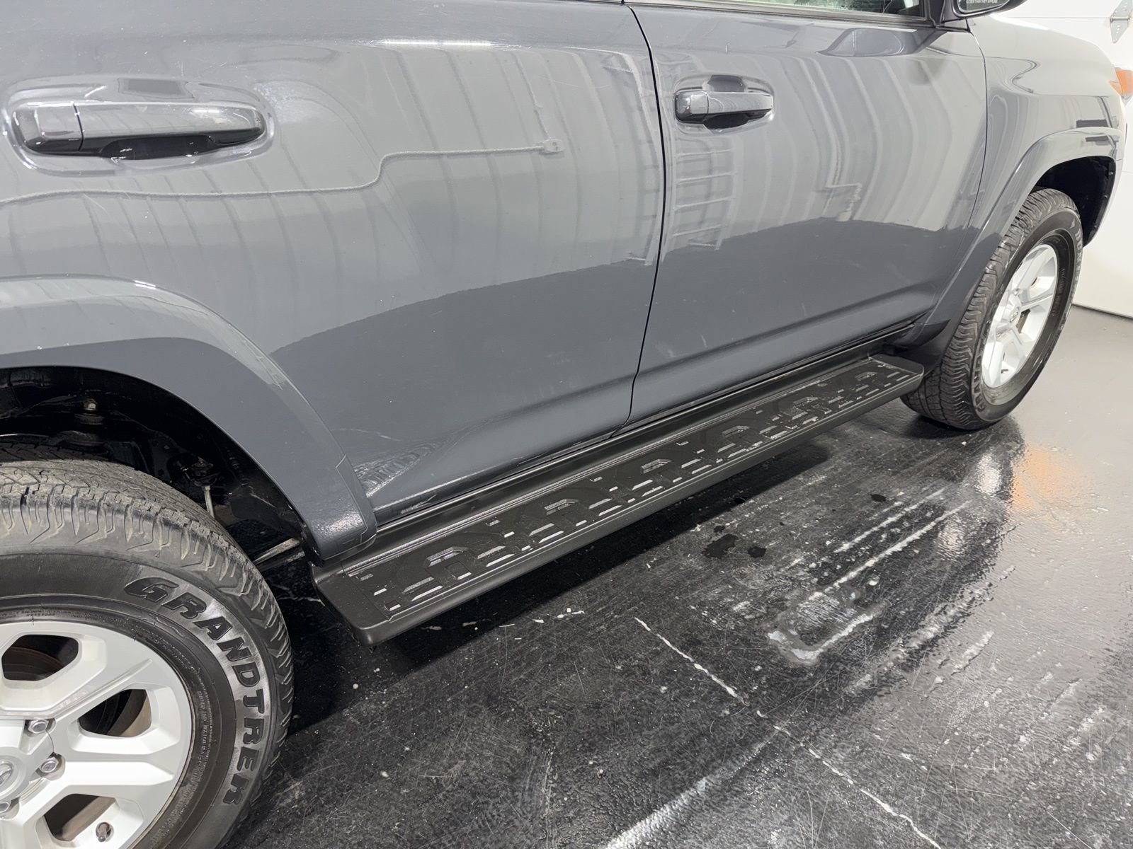 Used 2024 Toyota 4Runner SR5 AWD/4WD image 39