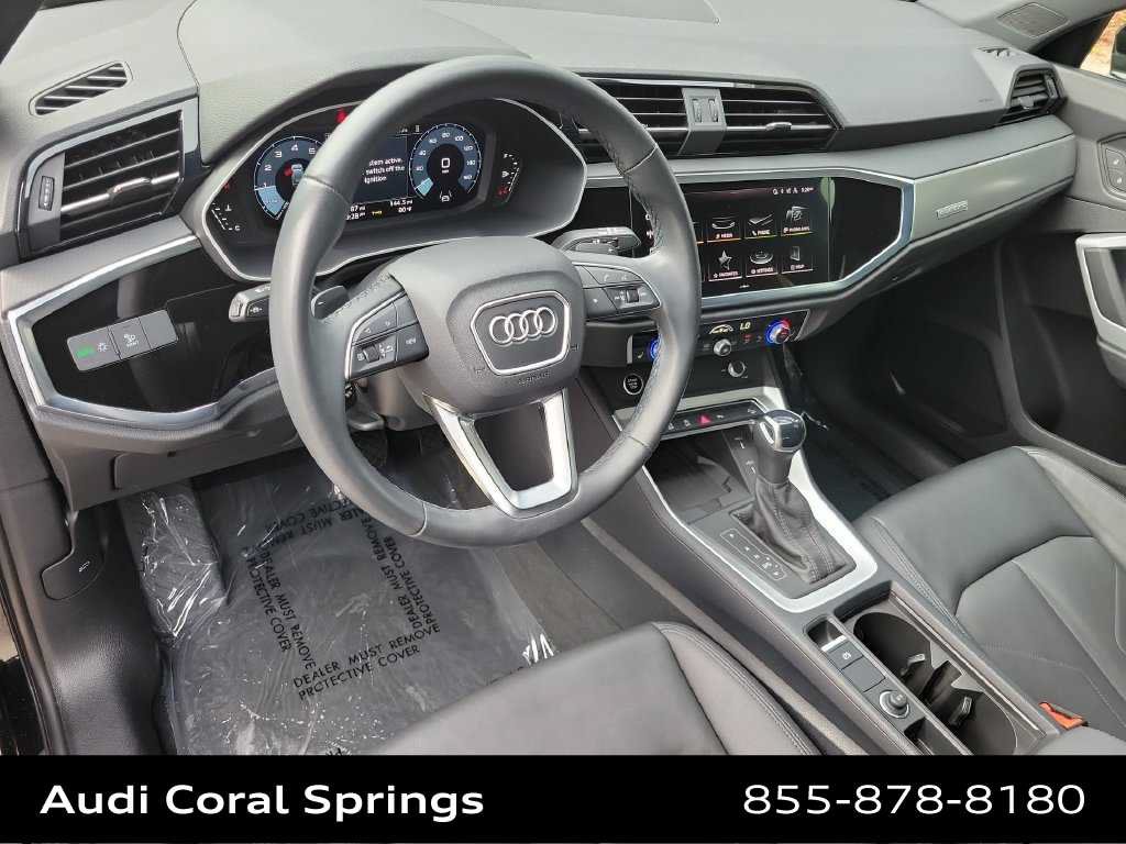 Certified 2024 Audi Q3 2.0T Premium AWD/4WD image 10