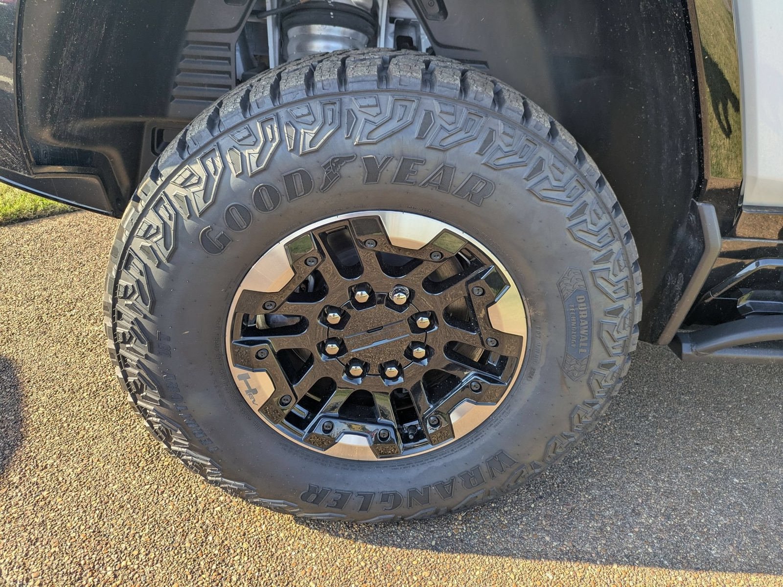 New 2025 GMC Hummer EV 3X w/ Extreme Off-Road Package AWD/4WD image 28